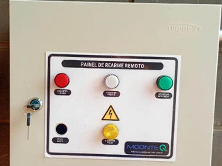 Painel de rearme remoto